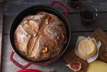 Staub cocotte cerise Les Milles