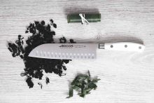 Couteau santoku riviera blanc Arcos Aix-en-Provence